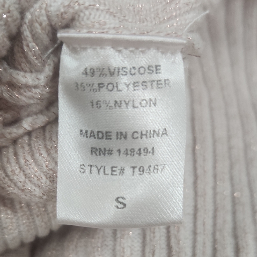 Windsor Light Pink Ribbed Knit Top - Picture 11 of 14